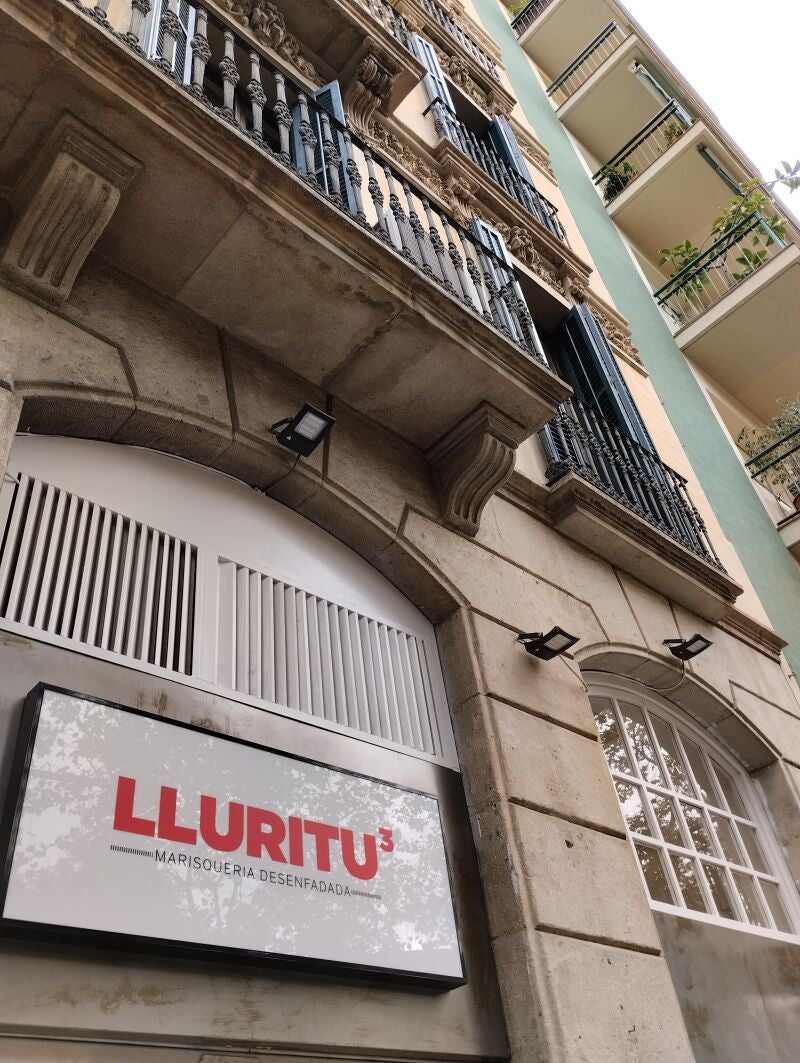 Fachada Lluritu 3
