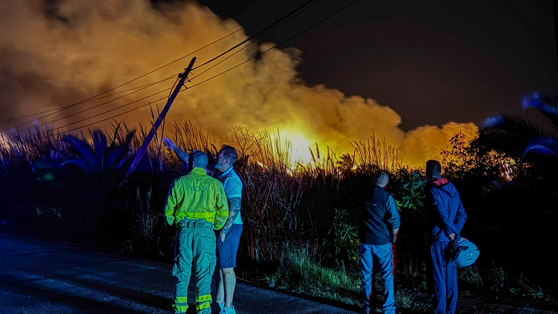 CÁDIZ, 08/12/2024.- Noventa personas han sido desalojadas de manera preventiva de un campin de Motril (Granada) a causa de un incendio declarado este sábado en una zona de campo, según ha informado el Centro de Coordinación de Emergencias (CECEM 112), adscrito a Consejería de la Presidencia, Interior, Diálogo Social y Simplificación Administrativa de la Junta. EFE/ Alba Feixas