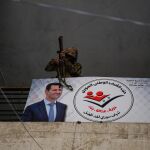 Siria.- Rebeldes sirios informan de su entrada en Damasco, capital de Siria, mientras Bashar Al Assad abandona la ciudad