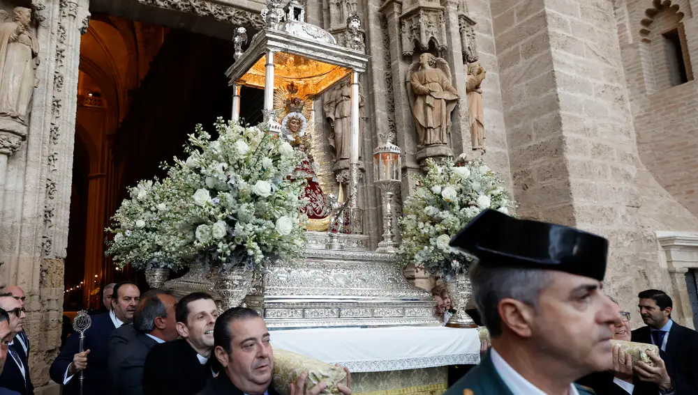 Celebración de la Procesión Magna de Sevilla