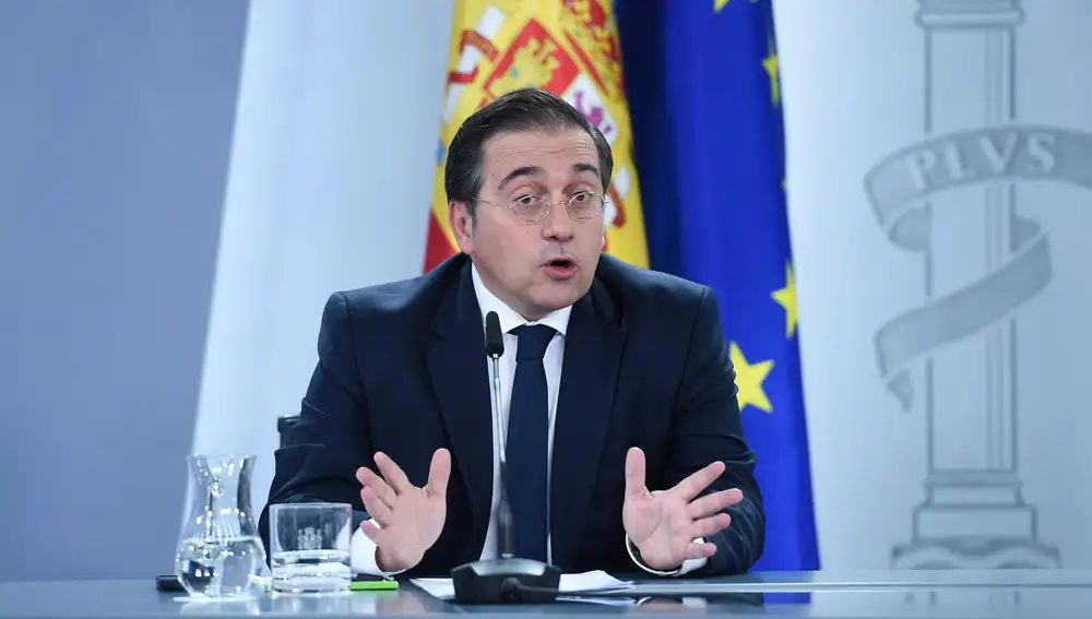 Albares anuncia la salida de Siria de una veintena de españoles por carretera hacia Líbano
