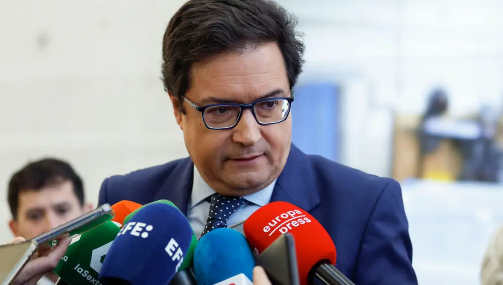 El ministro para la Transformación Digital y de la Función Pública, Óscar López, presenta la nueva convocatoria de Kit Digital para medianas empresas