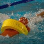 Imagen de una de las pruebas de la competición de salvamento y socorrismo