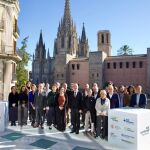 Foto de grupo de los representantes de las diferentes entidades que participan en el HUB