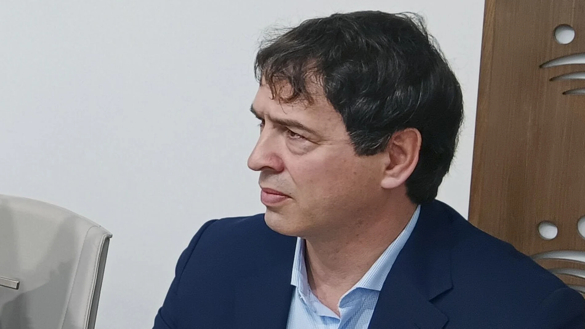 Fotografía de archivo, tomada el 05/11/2024 en Badajoz, del hermano del presidente del Gobierno, David Sánchez. El Juzgado de Instrucción 3 de Badajoz ha citado a declarar como investigados a David Sánchez, hermano del presidente del Gobierno, y al presidente de la Diputación de Badajoz, Miguel Ángel Gallardo, el próximo 9 de enero en el caso abierto por presuntos delitos de tráfico de influencias, malversación y prevaricación.