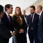 Suárez-Quiñones y Armisén en el encuentro junto con representantes de la OCDE