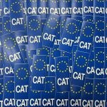 Pegatinas simulando una matrícula europea con la abreviatura CAT