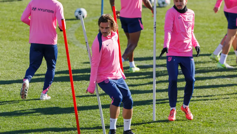Entrenamiento del Atlético en la Ciudad Deportivade Majadahonda (Madrid)