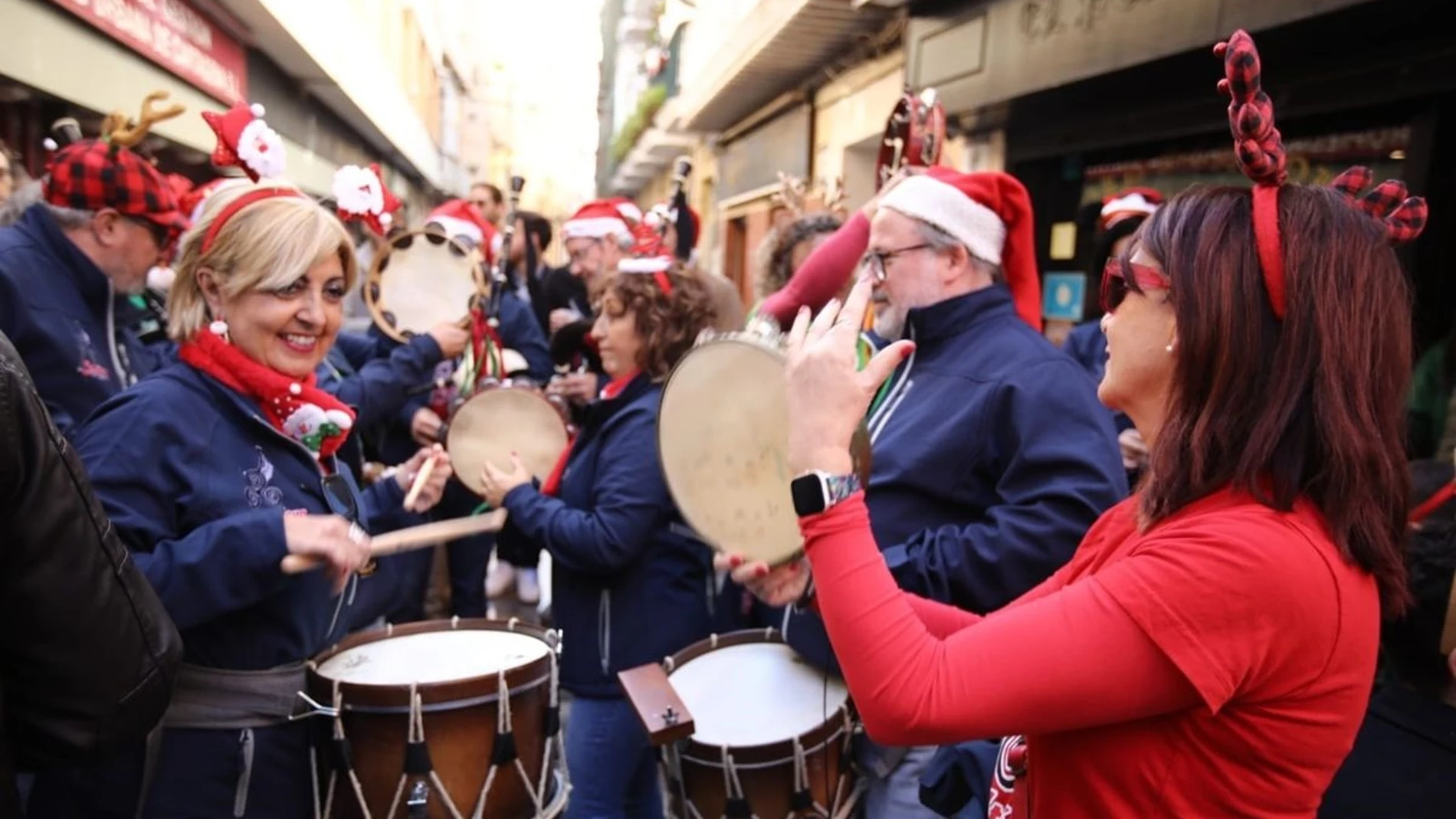 La "tardebuena" y "tardevieja" se consolida en Cartagena