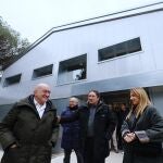 El alcalde de Valladolid, Jesús Julio Carnero visita, junto a Eusebio Sacristán y la concejala Carolina del Bosque, la nueva ‘Zona Joven Pinar’ 