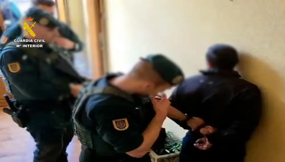 Un momento de la detención.