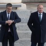 El PSOE defiende su personación en el 'caso Koldo' y dice que también hay indicios de implicación de responsables del PP