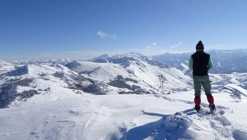 Una ruta de raquetas en Asturias.