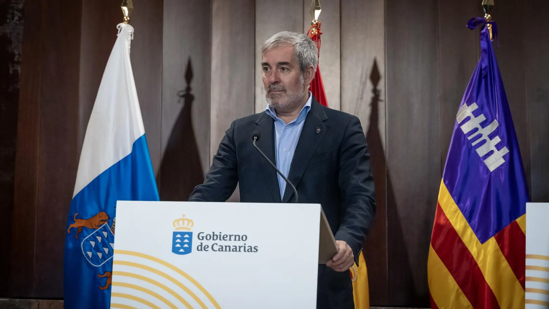 Canarias busca el apoyo de Junts a un decreto al margen de la ley de extranjería si falla la Conferencia de Presidentes