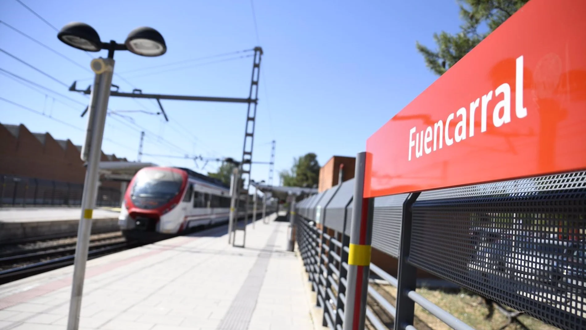 Retrasos en el servicio de Cercanías en C-4 por incidencia en un tren entre Chamartín y Fuencarral
