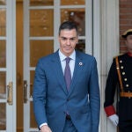Pedro S&aacute;nchez mantiene un encuentro con el primer ministro de L&iacute;bano, Najib Mikati 
