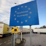 Cola de camiones en la frontera entre Bulgaria y Grecia