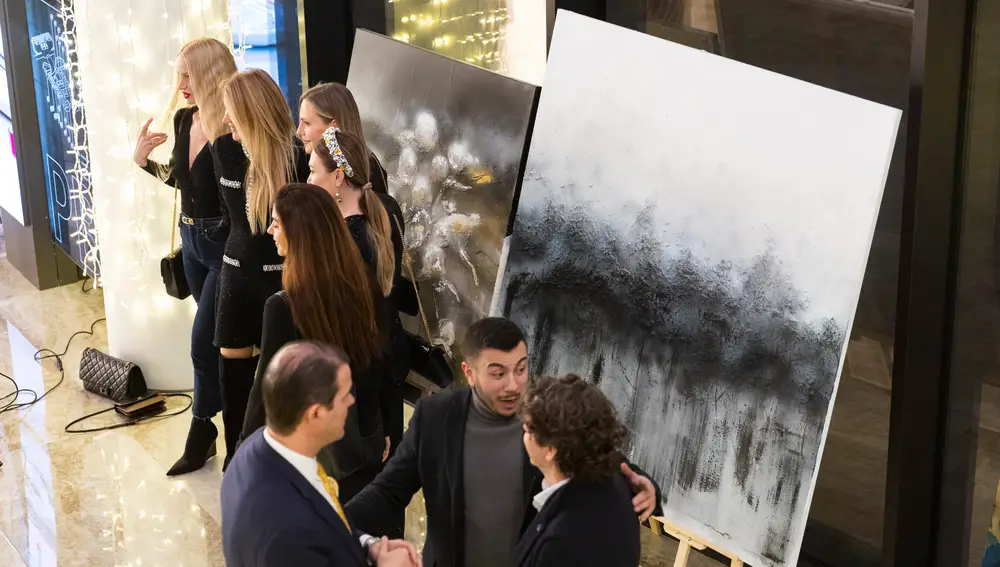 Inauguración de exposición de arte de Fidelitas en el C.C Grand Café de Pozuelo. © Jesús G. Feria.