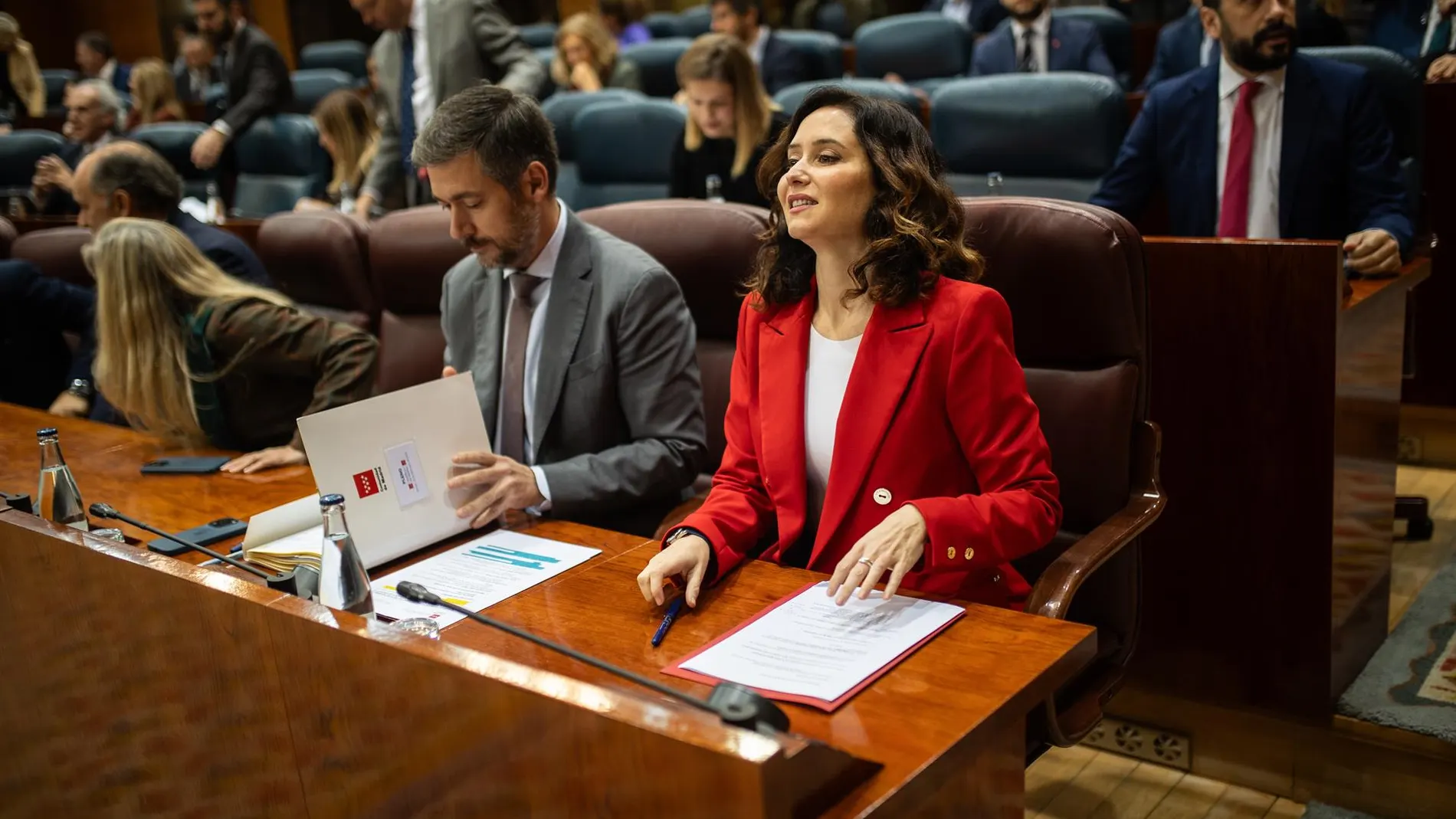 Ayuso recuerda las palabras de Sánchez sobre la Fiscalía tras hablar este de ayuda de jueces a PP: "Hay que ser jeta"