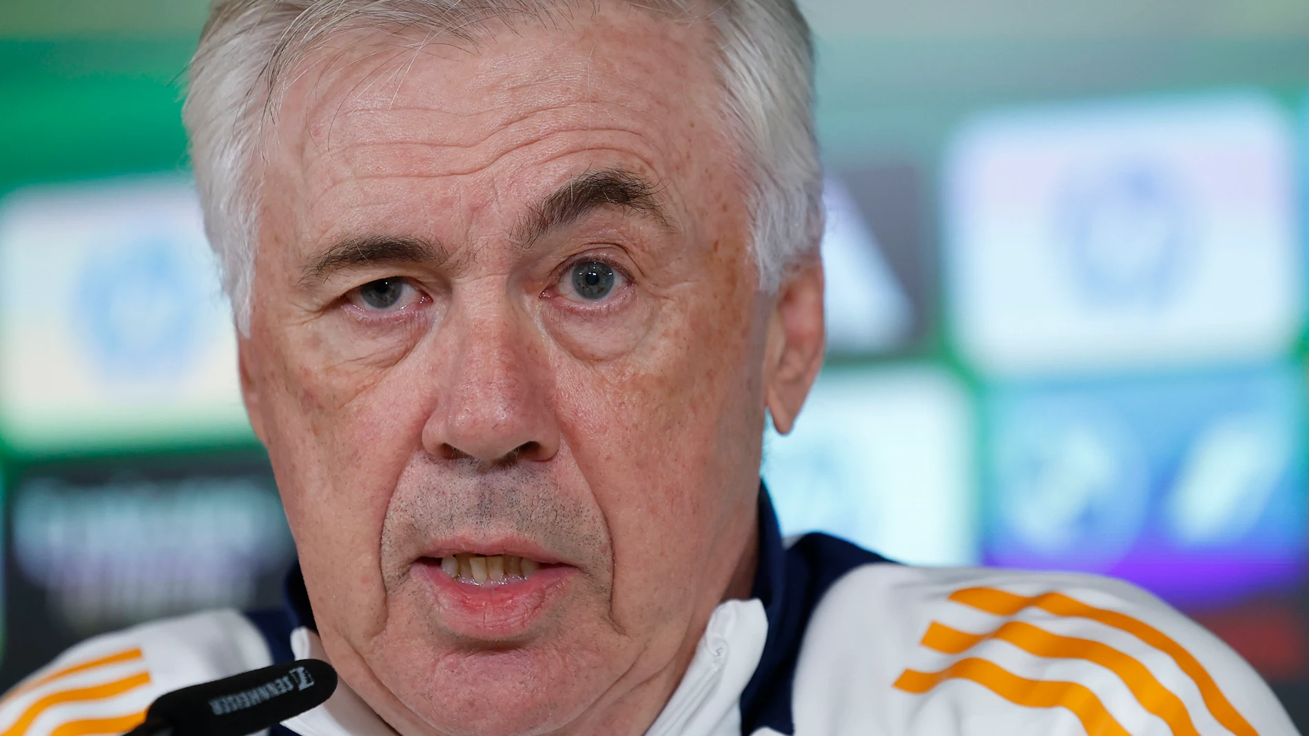 MADRID, 13/12/2024.-El entrenador del Real Madrid Carlo Ancelotti, durante la rueda de prensa previa al entrenamiento del equipo en la Ciudad Deportiva de Valdebebas este viernes.-EFE/ Mariscal