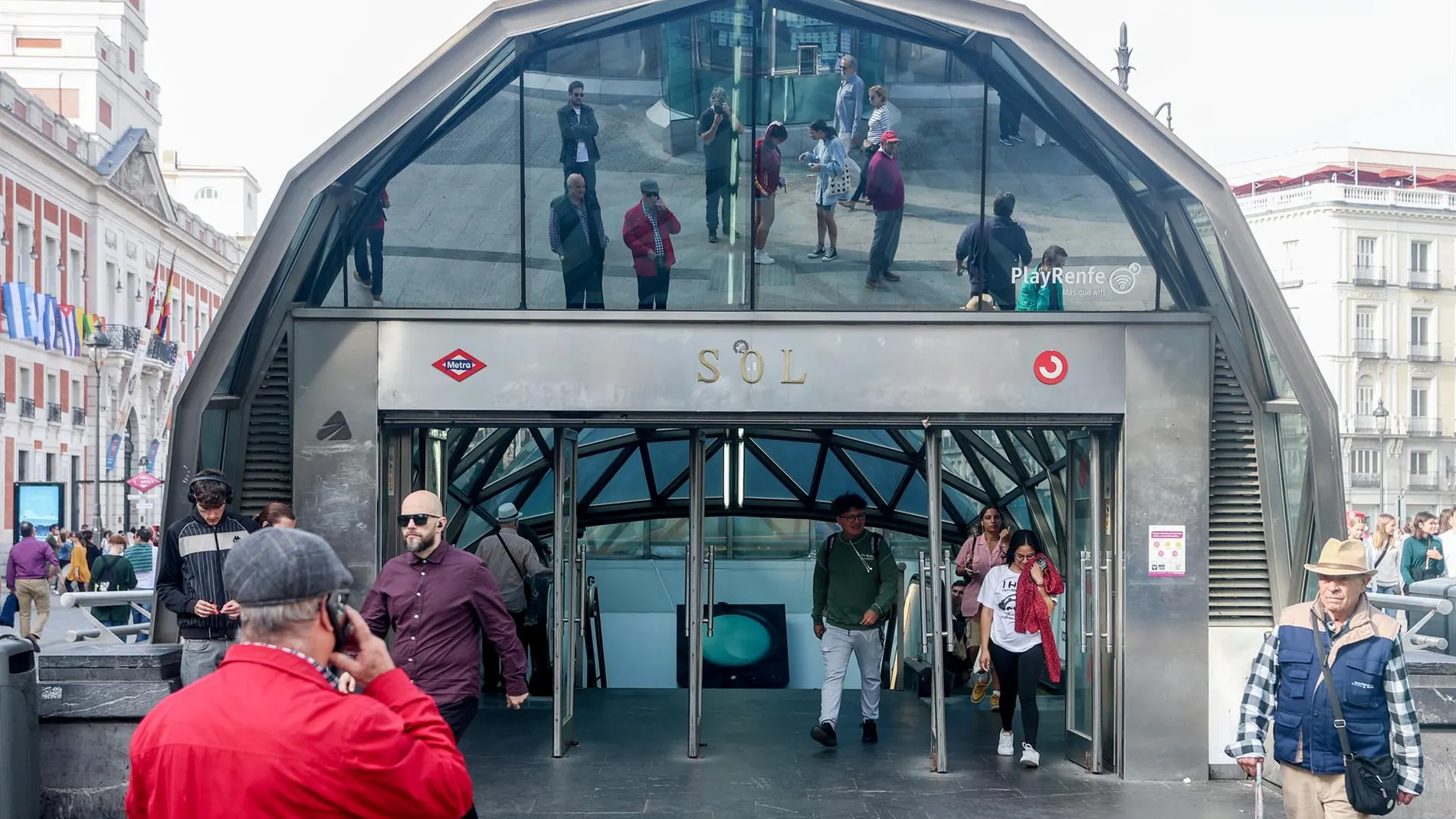 MADRID.-La estación de Metro y Cercanías de Sol cerrará este sábado entre las 17.40 y las 21.00 horas