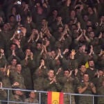 Decenas de miembros del Ejército de Tierra asisten al partido entre el Valencia Basket y Laguna Tenerife en Valencia