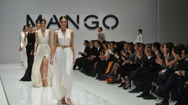 Desfile de la firma Mango