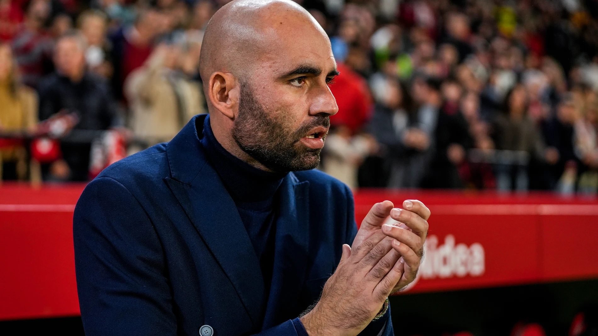 Claudio Giraldez, head coach of RC Celta de Vigo, gestures during the Spanish league, LaLiga EA Sports, football match played between Sevilla FC and RC Celta de Vigo at Ramon Sanchez-Pizjuan stadium on December 14, 2024, in Sevilla, Spain. AFP7 14/12/2024 ONLY FOR USE IN SPAIN