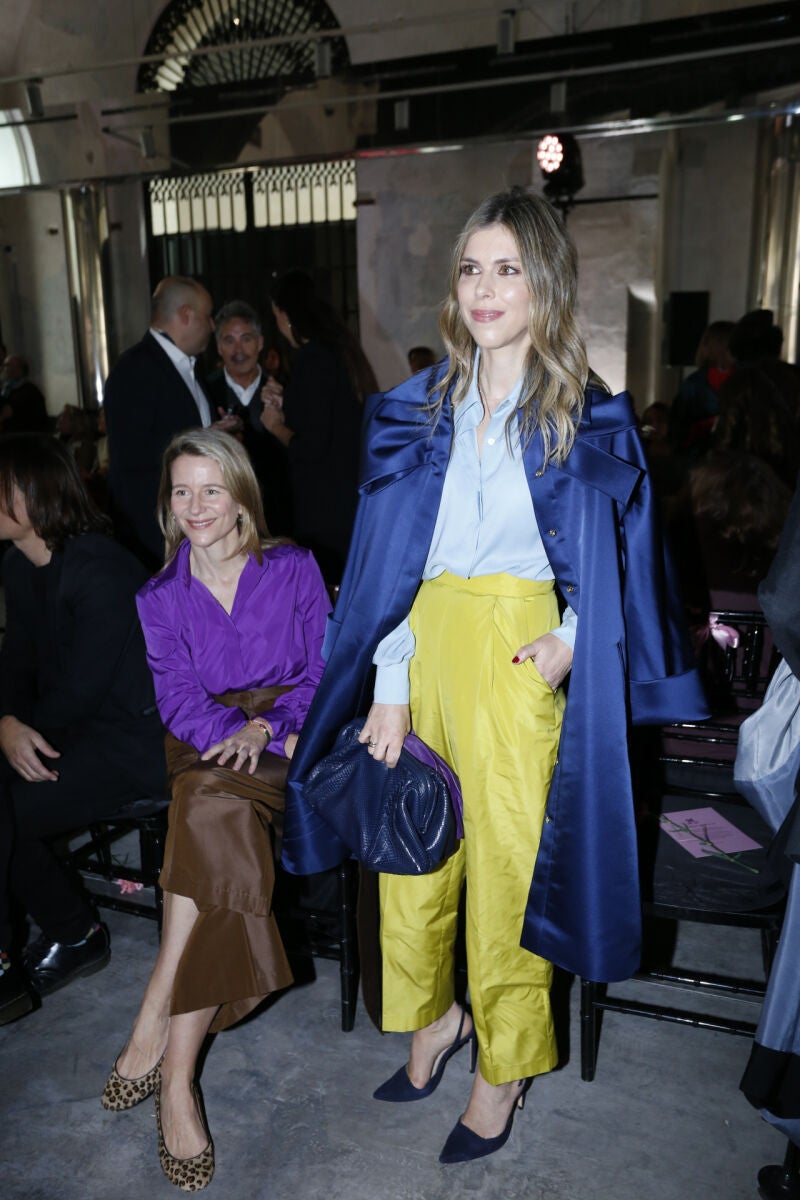 Manuela Villena con look elegante.