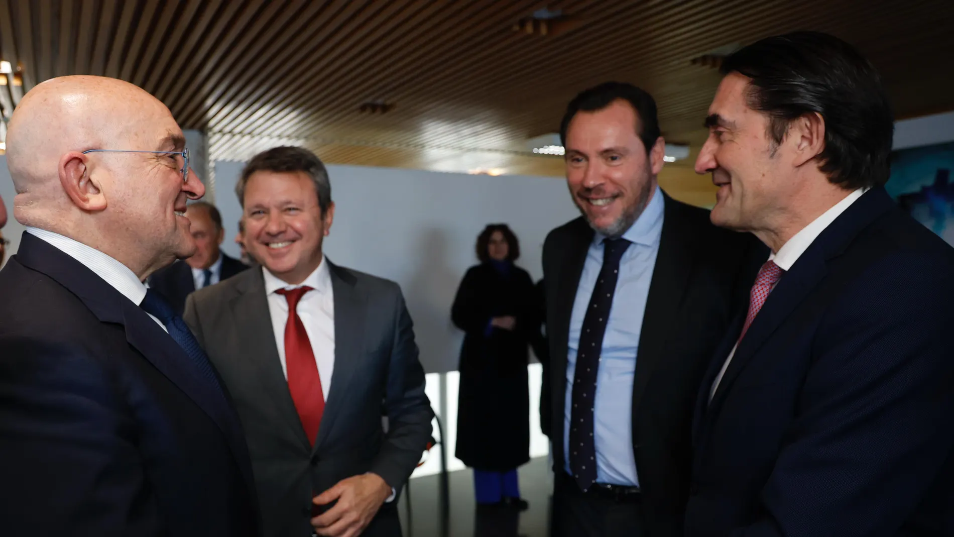 Carnero, Suárez-Quiñones, Puente y Santano, antes de la reunión