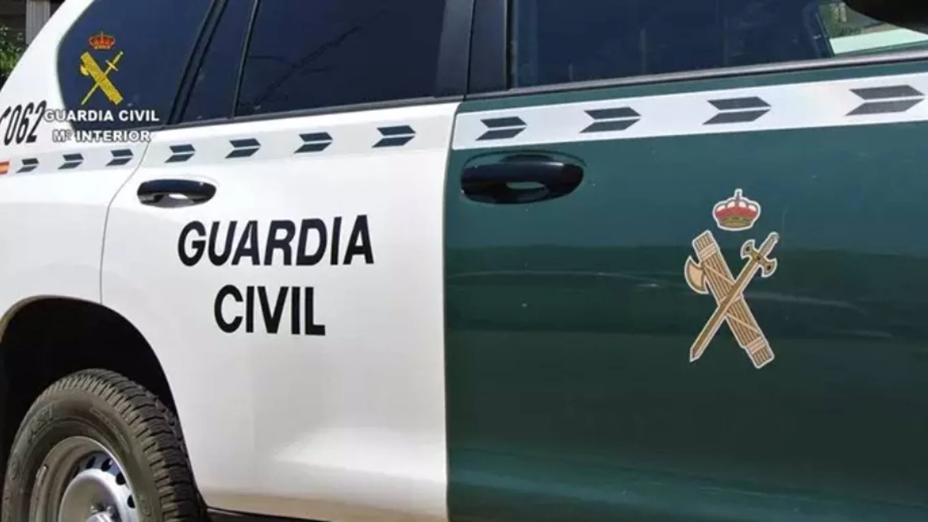 La Guardia Civil recupera el cadáver de un joven flotando junto a la frontera de Ceuta
