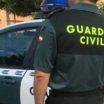 Un agente de la Guardia Civil