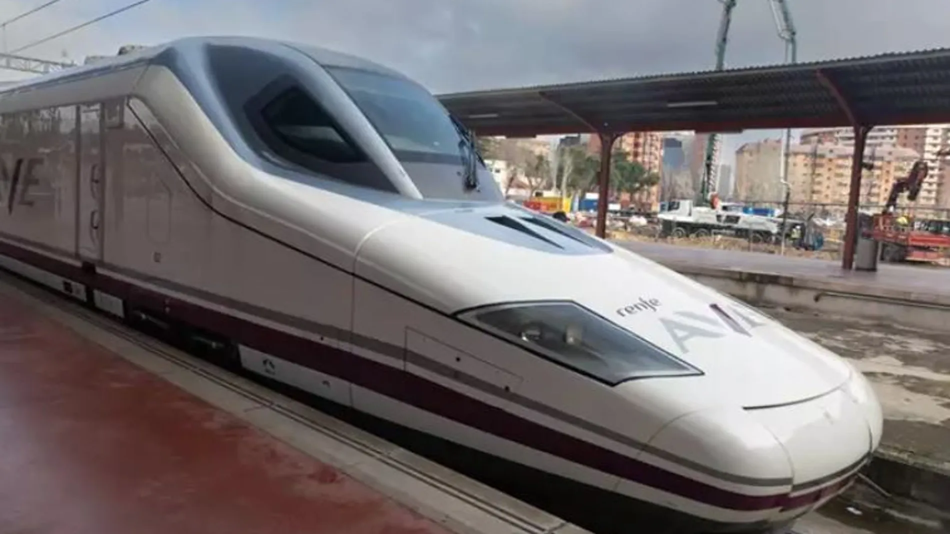 Tren AVE en una imagen de archivo