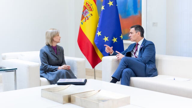 Pedro Sánchez y María José García Pelayo