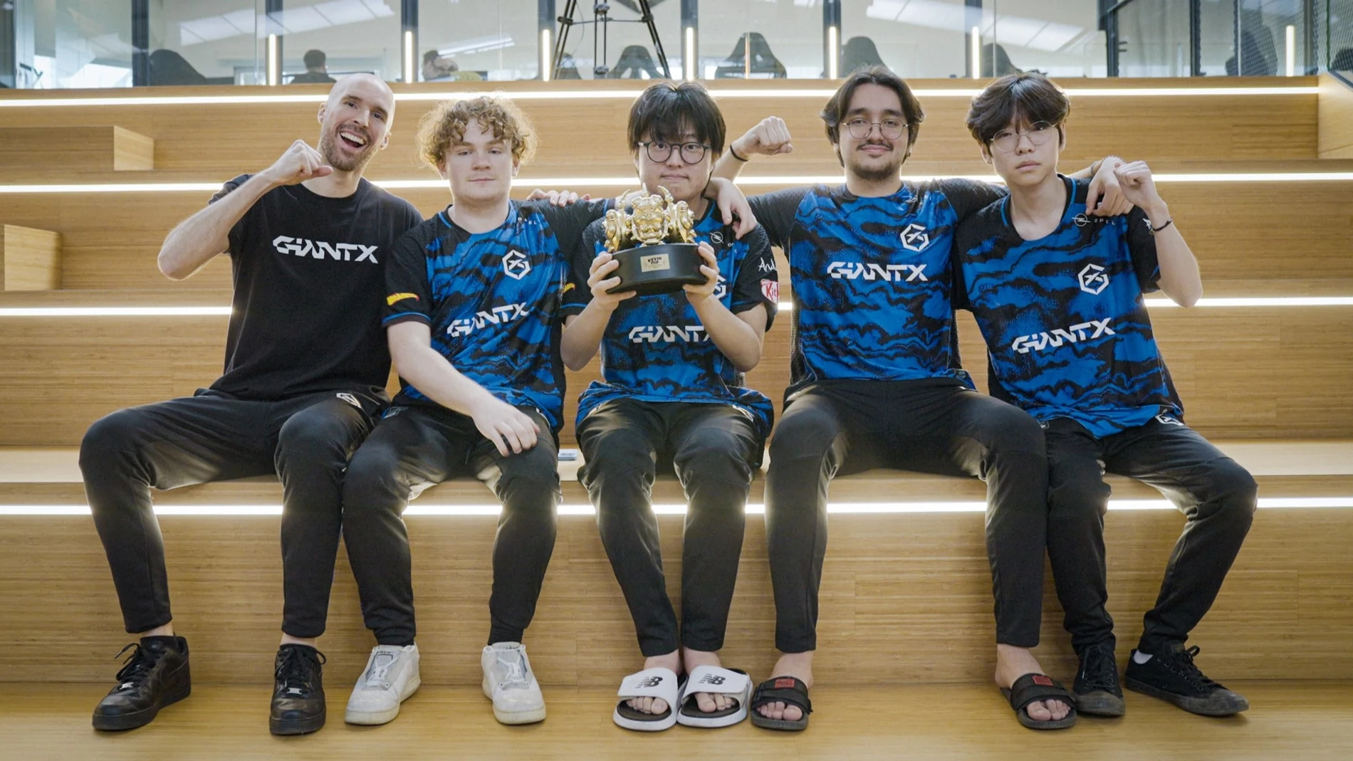 Badlulu, Ferret y Lospa se unen a Feisty y Aetinoth en un quinteto joven e ilusionante diseñado para luchar por la Superliga