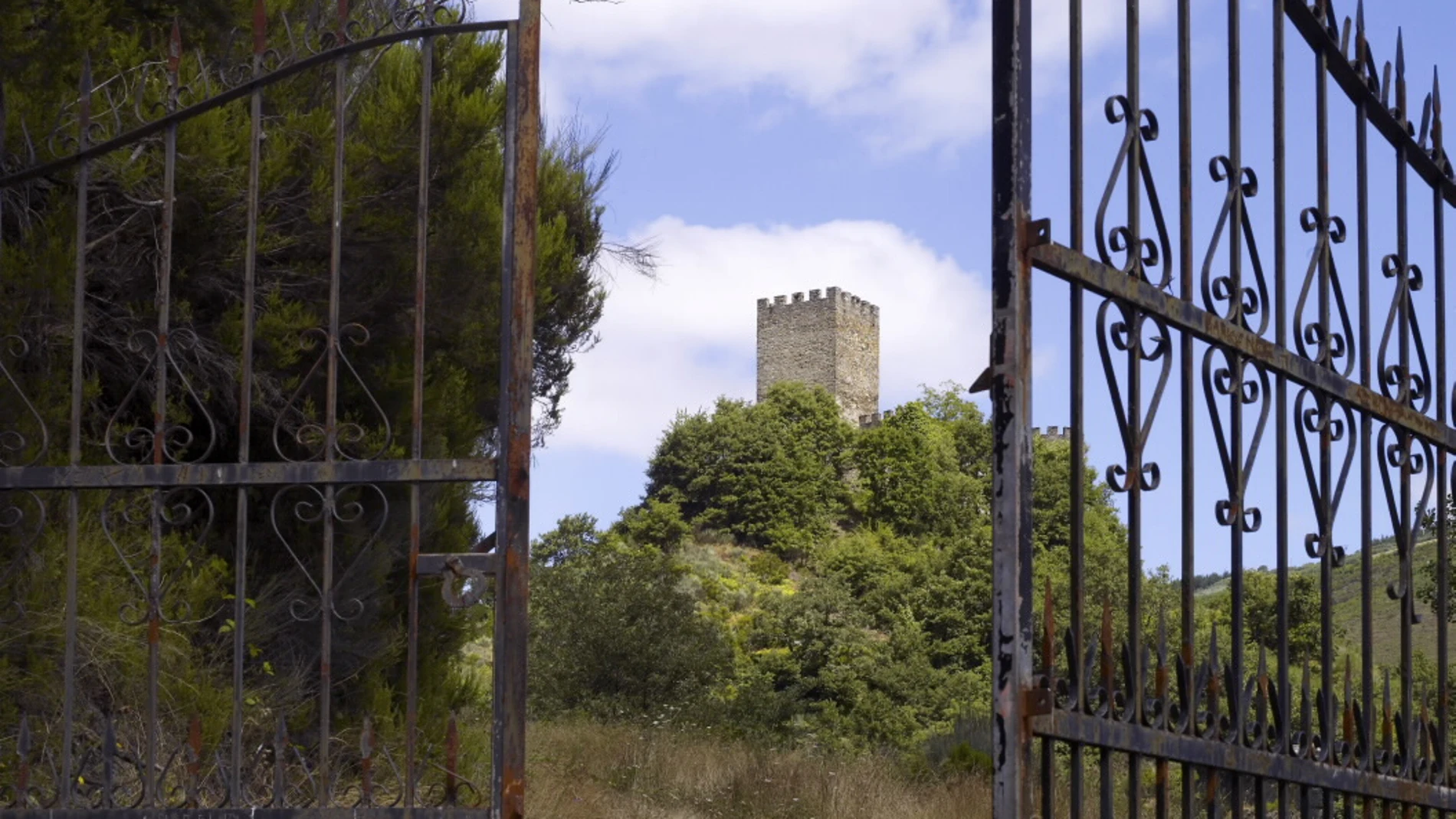 Castillo de Doiras.