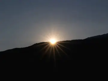 El día más corto del año está cerca: descubre el fascinante fenómeno del solsticio de invierno El día más corto del año está cerca: descubre el fascinante fenómeno del solsticio de invierno