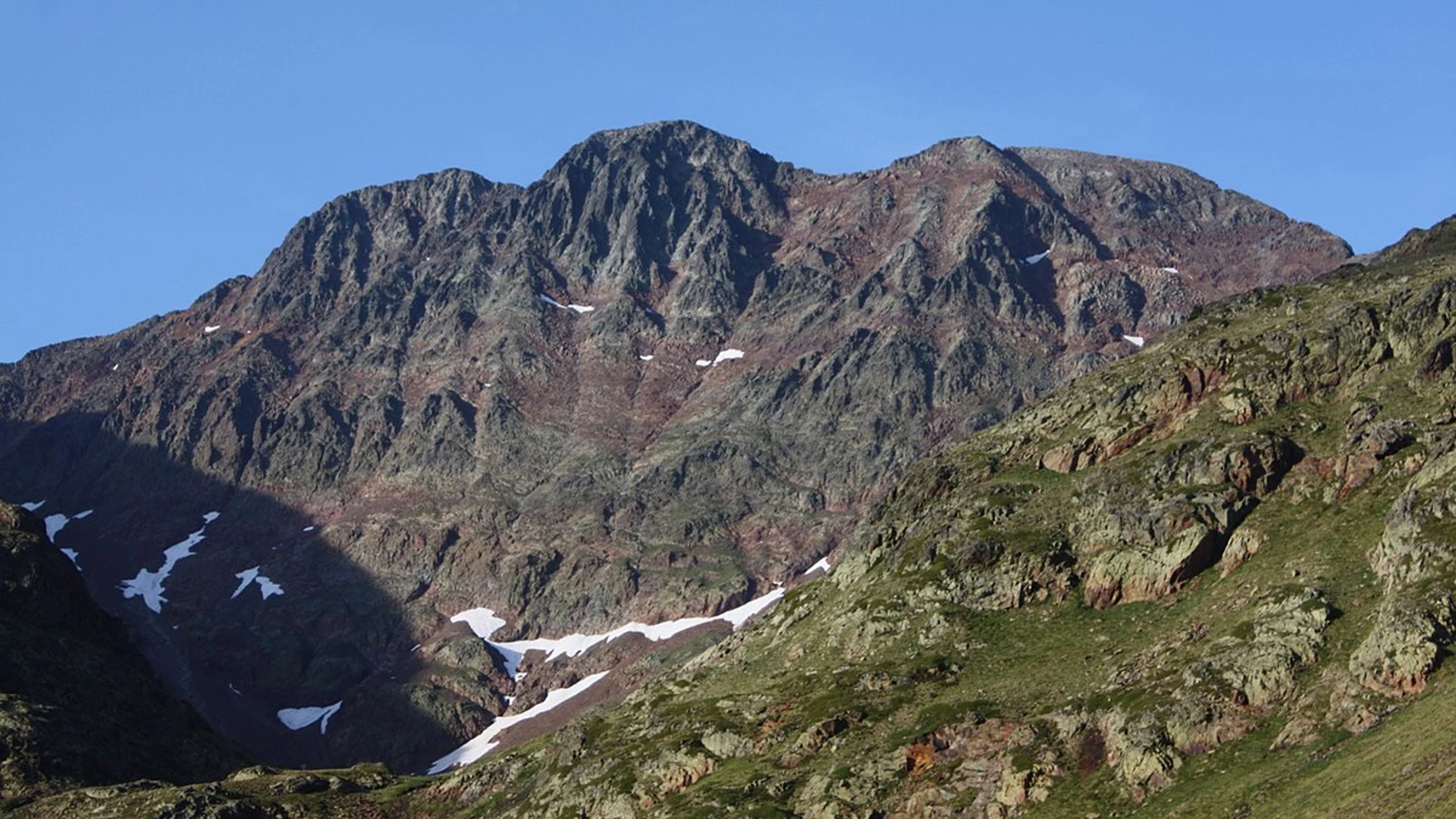 Esta es la montaña más alta de Cataluña: alcanza los 3.143,45 metros