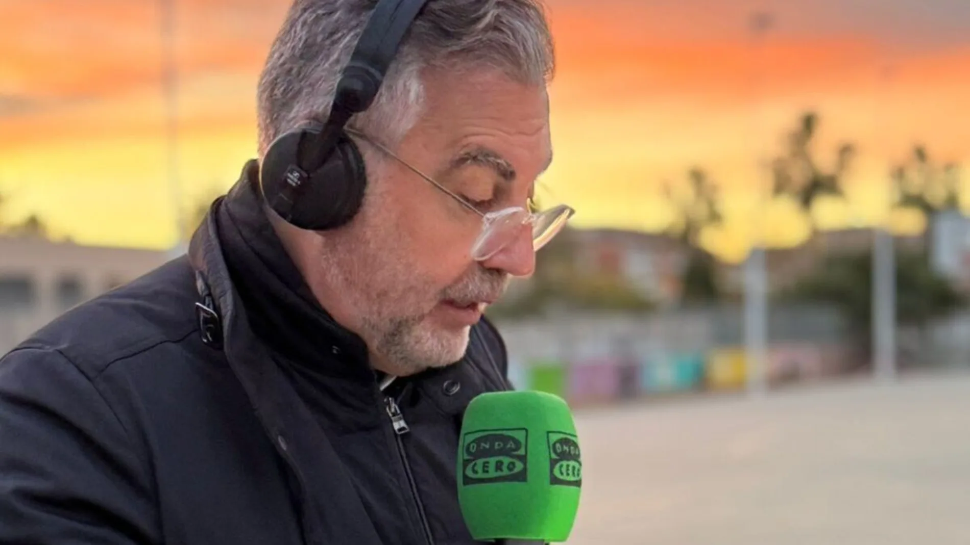 Carlos Alsina vuelve a la zona cero de la DANA con un especial de "Más de uno" en Nochebuena