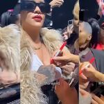 Mariah Carey firma un pecho a Rihanna