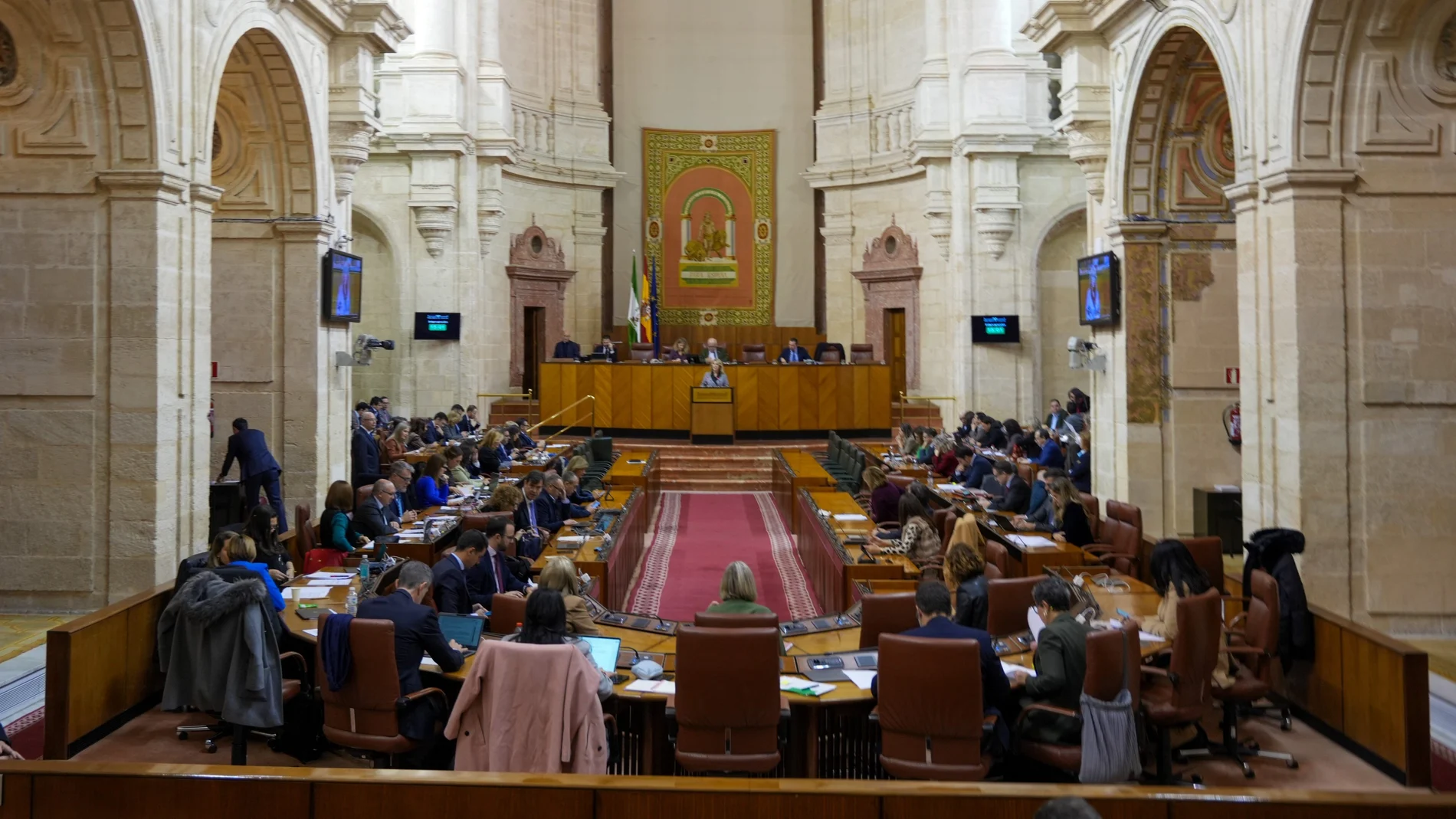 El debate final de los Presupuestos arrancó ayer en el Parlamento andaluz