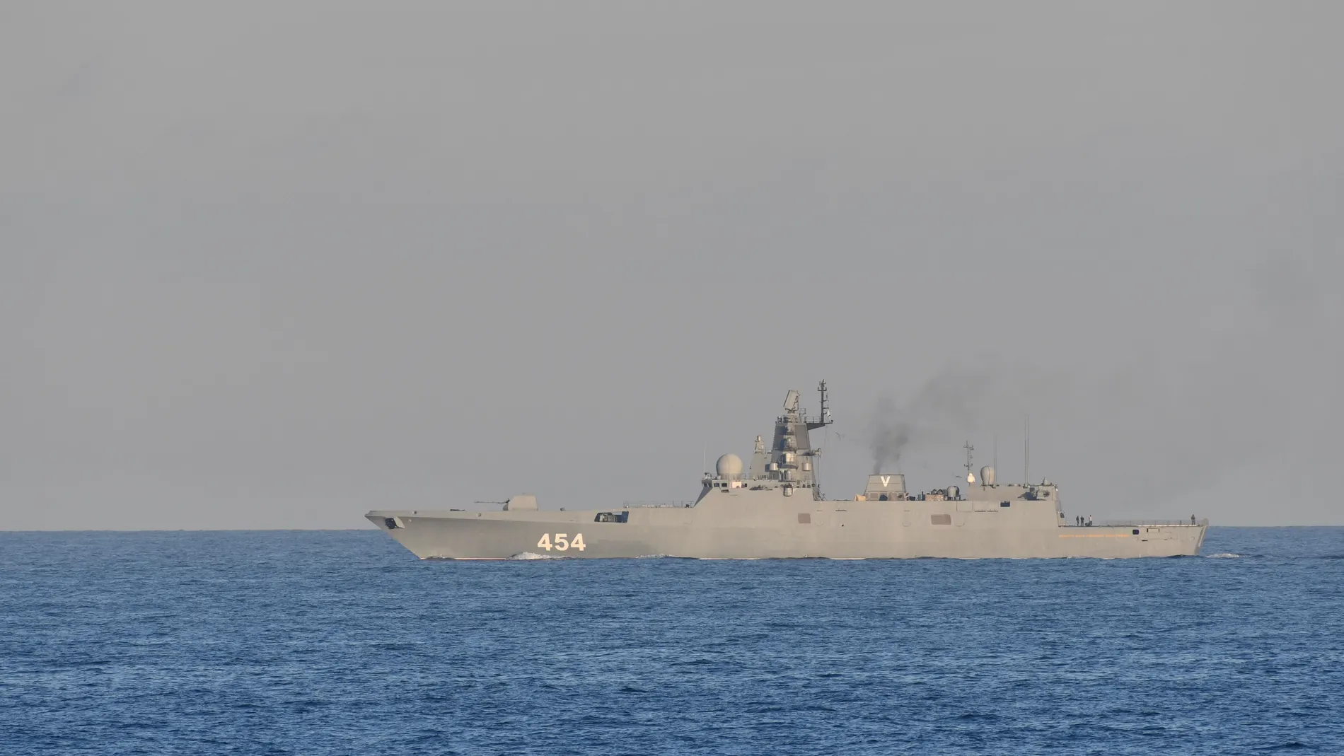 La fragata rusa !Almirante Gorshkov"