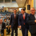 Mañueco, a su llegada al Palacio de Congresos y Exposiciones de Salamanca para presentar el Plan Estratégico junto a Carbayo y Vázquez
