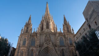 Procesiones, oficios y misas: horarios de la Catedral de Barcelona en ...