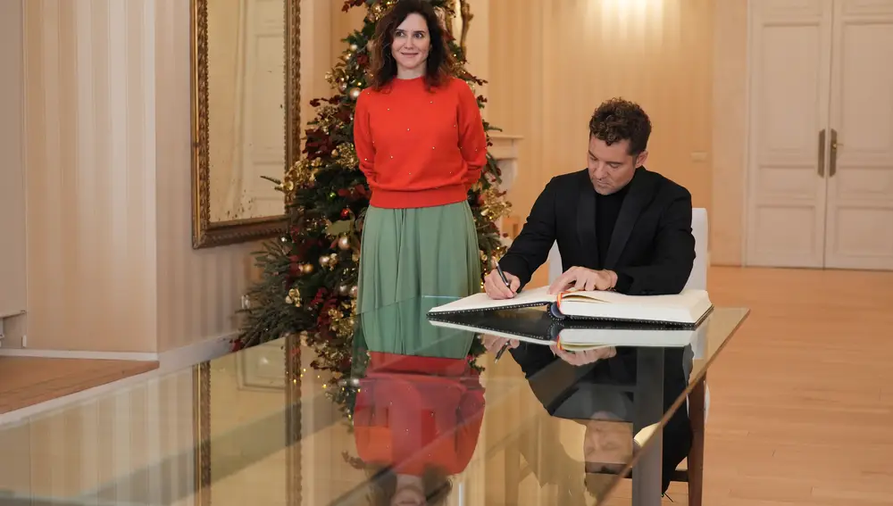 Ayuso con Bisbal.