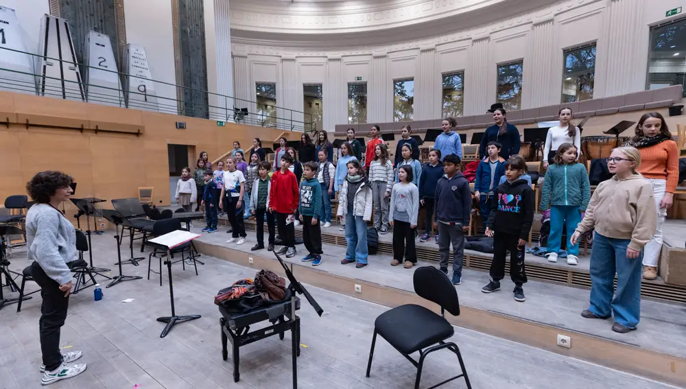 Los Pequeños Cantores de la ORCAM ensayan el pasado miércoles 18 de diciembre en la sede de la fundación