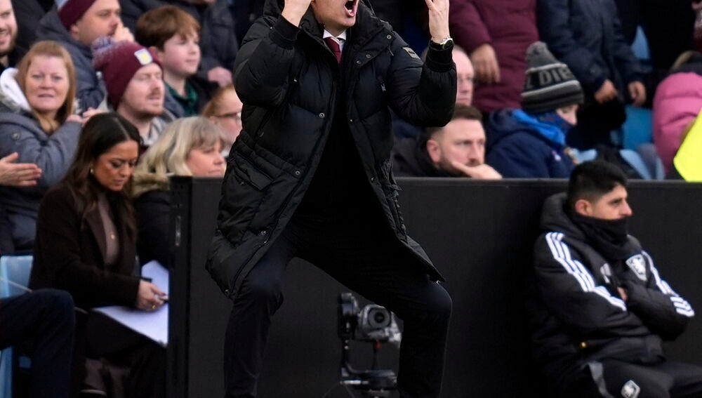 English Premier League - Aston Villa vs Manchester City