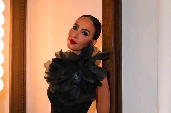 La falda de flecos con la que empieza la Navidad: Zara tiene la pieza más viral y Rocío Osorno ya se la ha comprado La falda de flecos con la que empieza la Navidad: Zara tiene la pieza más viral y Rocío Osorno ya se la ha comprado