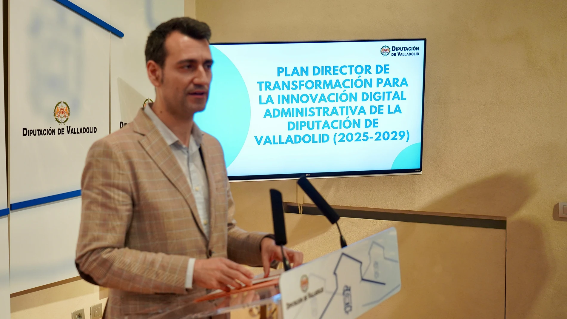 David Esteban durante la presentación del Plan