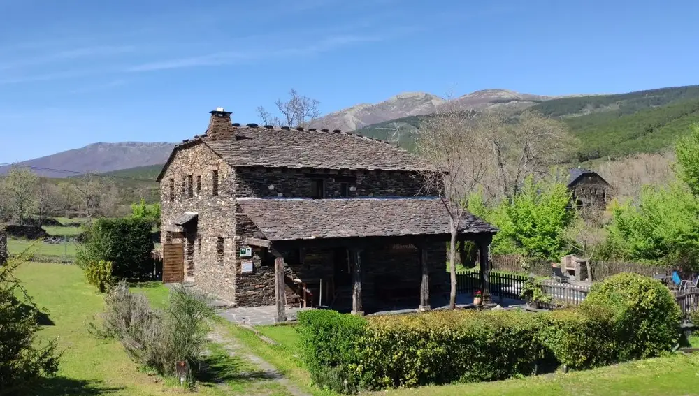 Casa Rural La Pizarra Negra (Guadalajara)